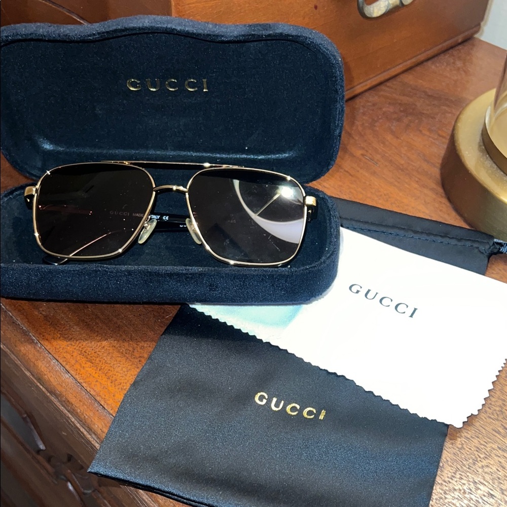 Gucci Aviator Sunglasses